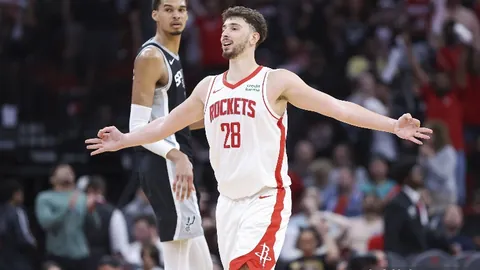 意甲激战：国米2-1惊险击败乌迪内斯，阿瑙托维奇和弗拉泰西双响